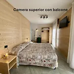 Sciatori Hotel 3*