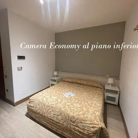 Hotel Sciatori 3 Stelle Superior Temù