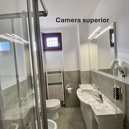 Hotel Sciatori 3 Stelle Superior Temù