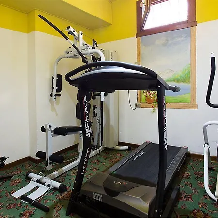 Sciatori 3 Stelle Superior Temù